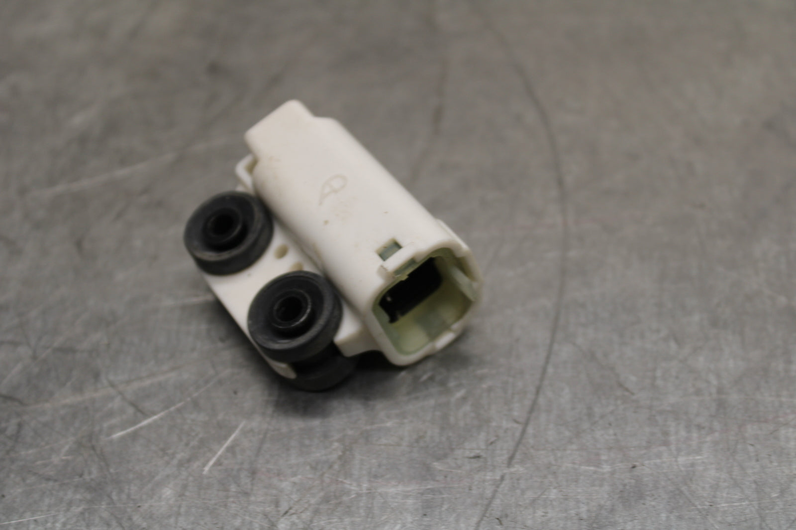 19-24 YAMAHA R3 TIP OVER BANK ANGLE CRASH SENSOR SWITCH  BB736