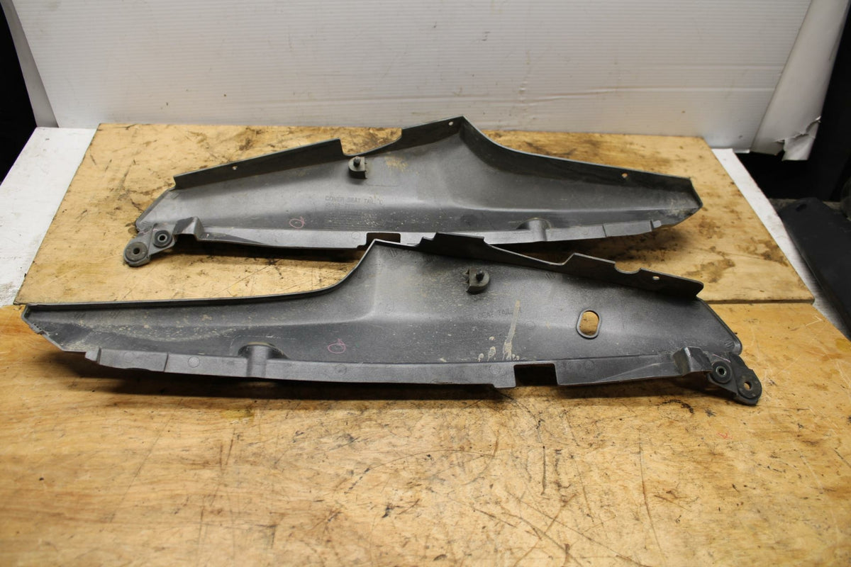 07-11 SUZUKI VSTROM 650 RIGHT LEFT FRONT SIDE SEAT PANELS COWLS FAIRINGS BB340