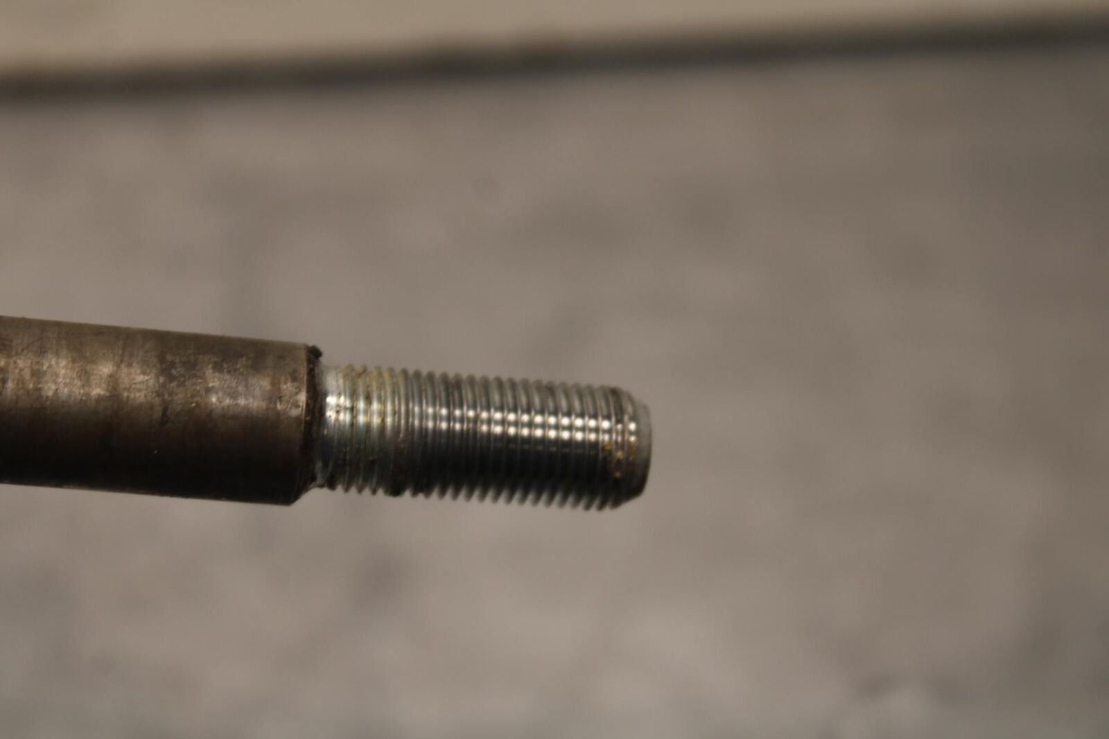 1983 Honda V45 Magna VF750C FRONT WHEEL RIM AXLE PIVOT BOLT 44301-461-770 BB91