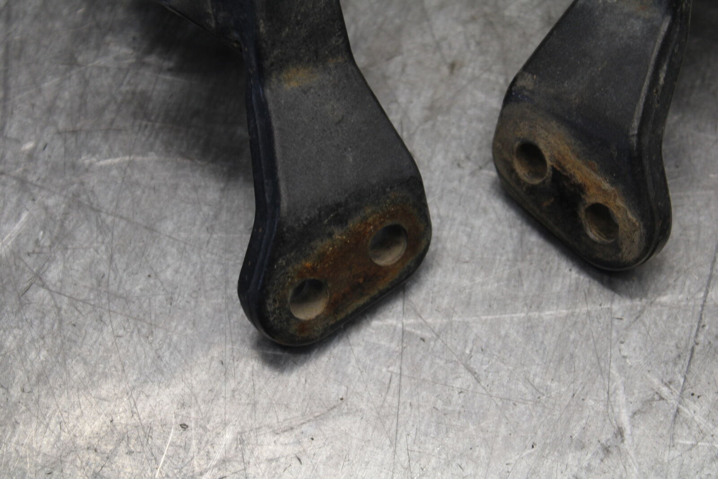 08-18 KAWASAKI KLR650 FRONT FOOT RESTS PEGS STEPS SET PAIR BB707