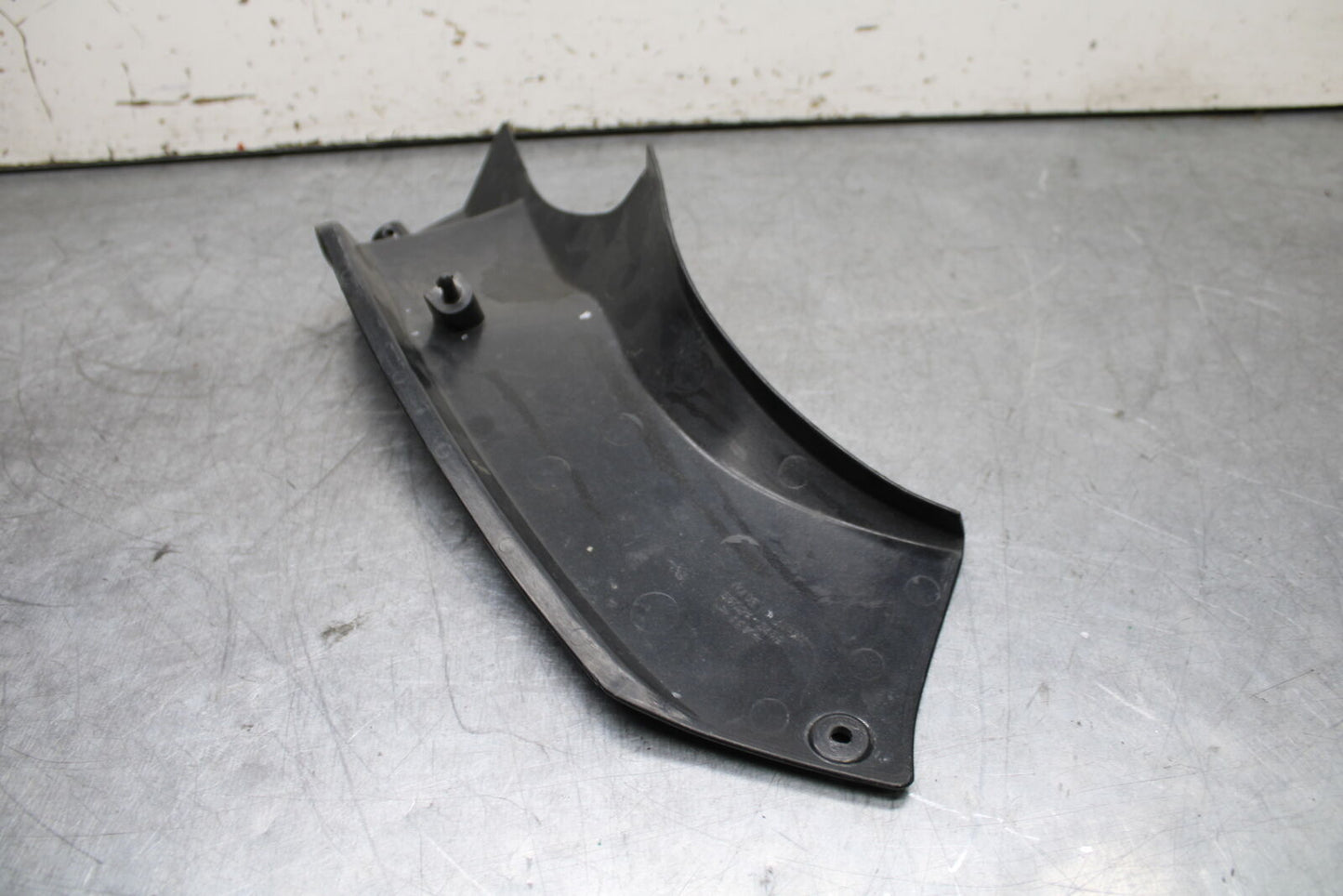 12-17 KAWASAKI ER-6N Z650 RIGHT DUCT COVER BB709