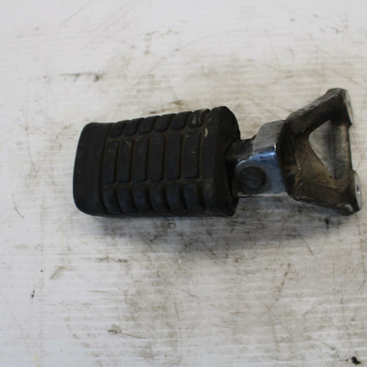 84-85 HONDA V30 MAGNA RIGHT FRONT FOOT REST PEG STEP BB251