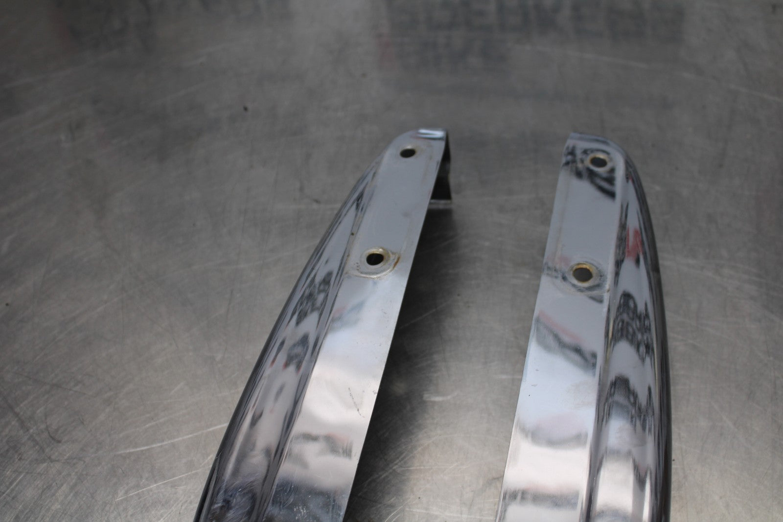 03-08 KAWASAKI VULCAN 1600 REAR CHROME STRUT COVER GUARD SET PAIR  BB196