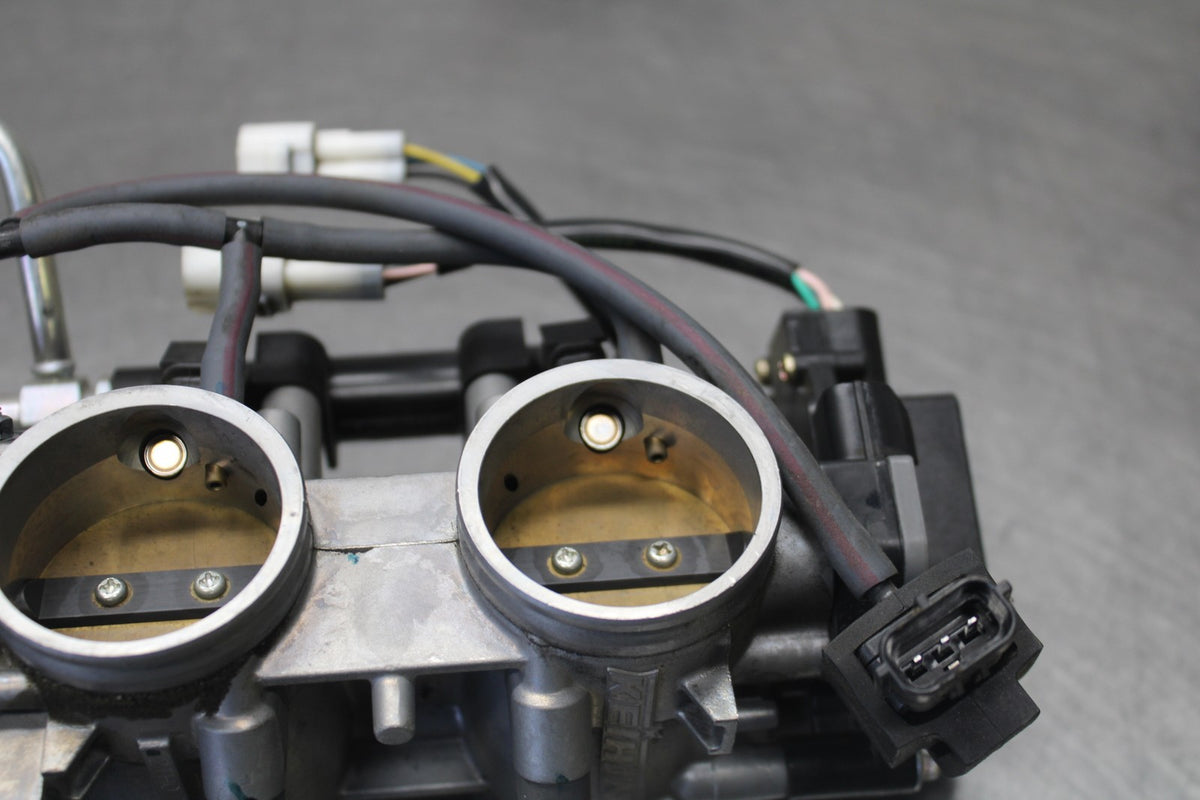 07-08 SUZUKI GSXR1000 MAIN FUEL INJECTORS / THROTTLE BODIES BB944