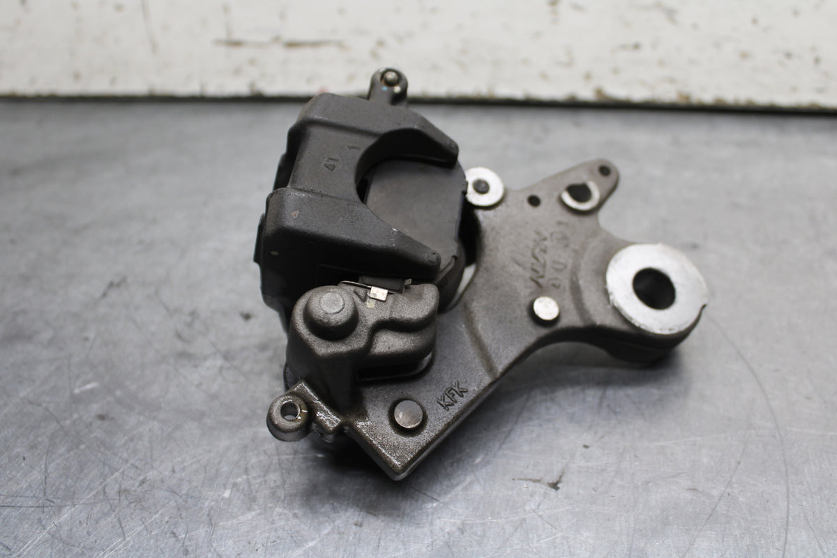 15-16 HONDA CB300F REAR BACK BRAKE CALIPER W MOUNT BRACKET BB740