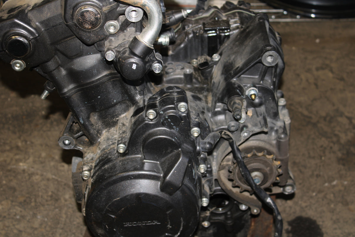 13-15 HONDA CBR500R ENGINE MOTOR BB704