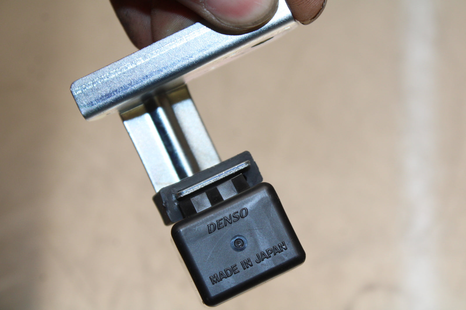 23-24 KAWASAKI NINJA ZX14R TURN SIGNAL BLINKER RELAY FLASHER SWITCH BB141