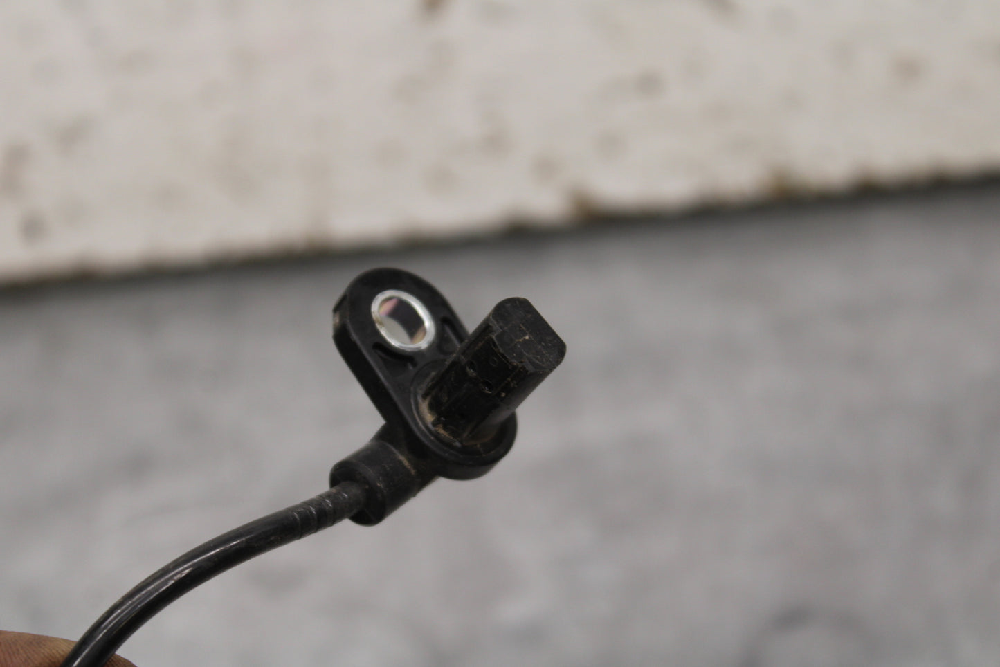 19-24 YAMAHA R3 FRONT ABS BRAKE SENSOR BB736