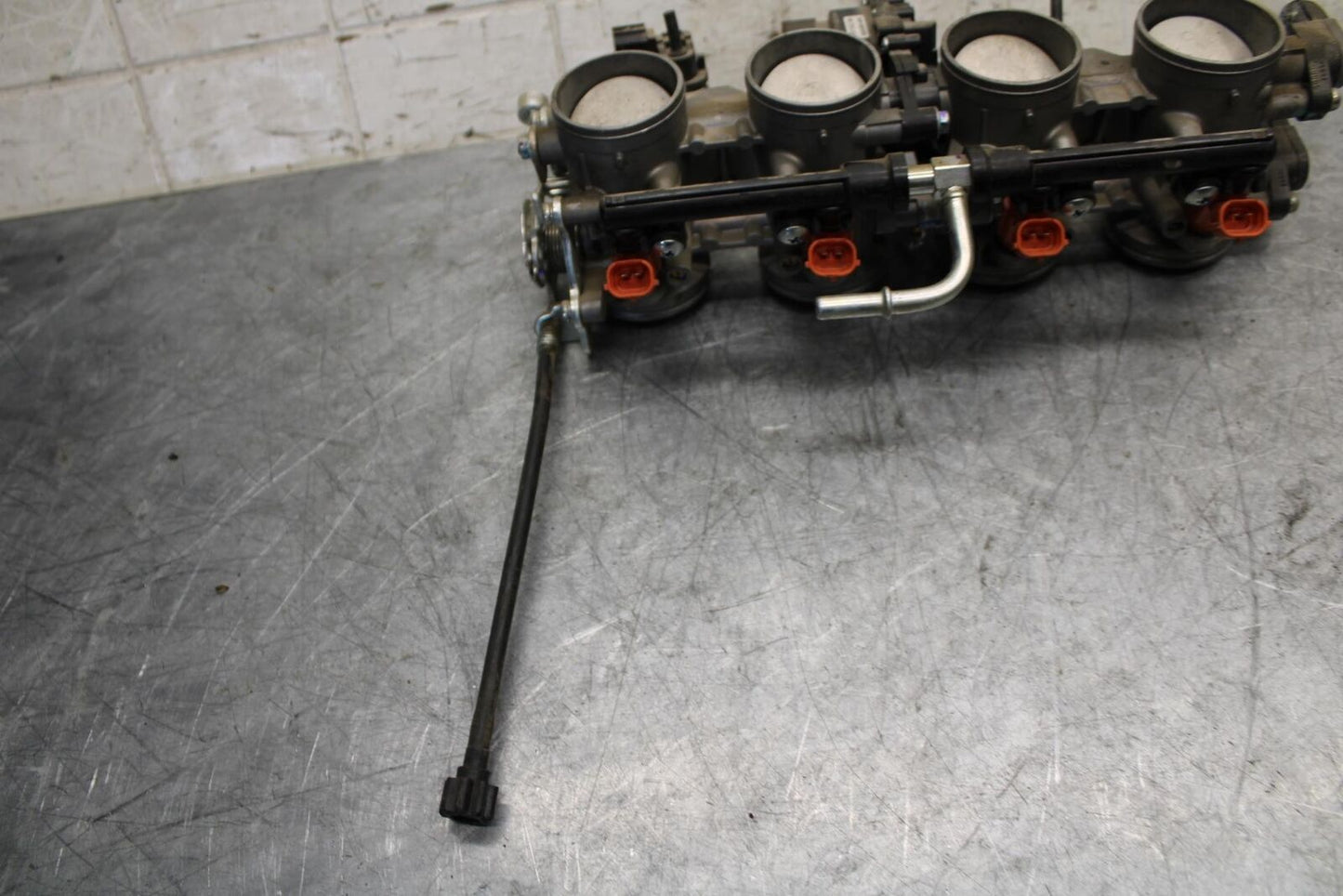 19-20 KAWASAKI NINJA ZX6R ZX636 MAIN FUEL INJECTORS / THROTTLE BODIES BB528