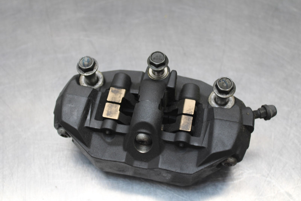 06-07 SUZUKI GSXR 600 RIGHT LEFT FRONT BRAKE CALIPER SET PAIR CALIPERS BB820