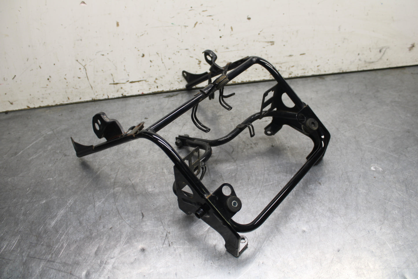 84 HONDA INTERCEPTOR 750 VF750F UPPER FAIRING MIRROR GAUGES STAY BRACKET BB108