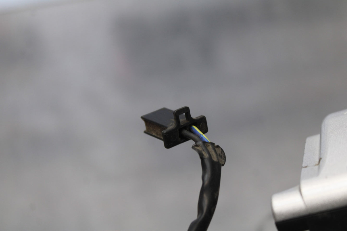 05-06 VICTORY KINGPIN DELUXE LEFT CLIP ON HORN SIGNALS SWITCH SWITCHES  BB195