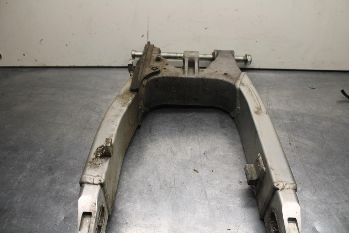 2004 Honda CBR600F4i REAR SWINGARM BACK SUSPENSION SWING ARM BB606