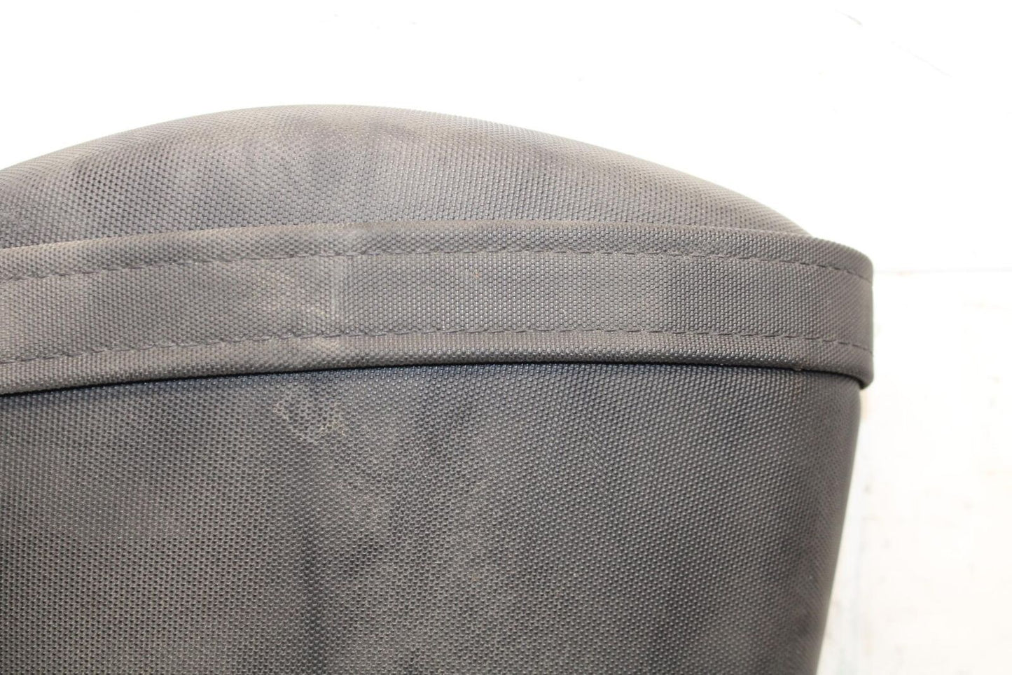 2015 Suzuki GSXR750 REAR BACK PASSENGER TANDEM SEAT PAD SADDLE  BB595