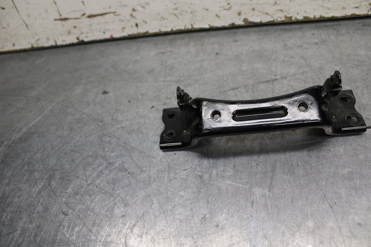 24 KAWASAKI NINJA 500 ABS GAS TANK FUEL CELL PETROL RESERVOIR BRACKET BB744