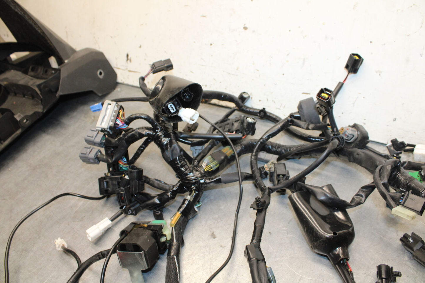 18-23 KAWASAKI NINJA 400 MAIN ENGINE WIRING HARNESS MOTOR WIRE LOOM  BB660