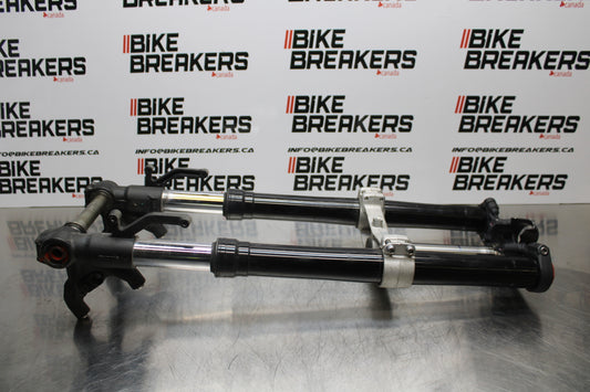 13-18 KAWASAKI NINJA ZX6R COMPLETE FRONT END FORKS SUSPENSION TRIPLE TREE BB143