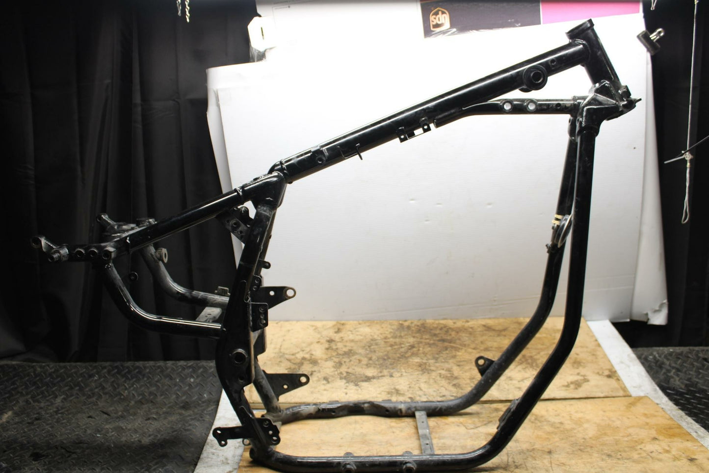 17-20 YAMAHA BOLT XVS950 R-SPEC FRAME CHASSI BB348
