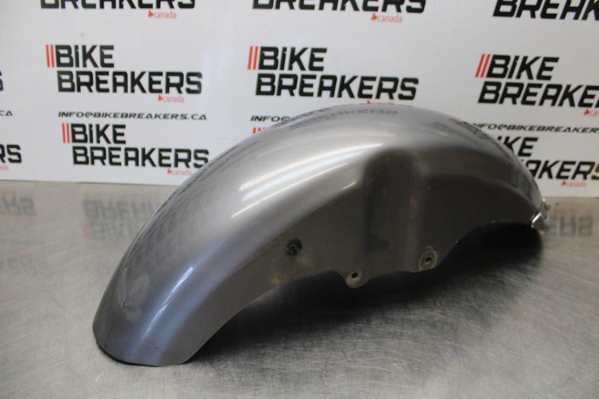 05 TRIUMPH ROCKET III FRONT WHEEL FENDER BB186