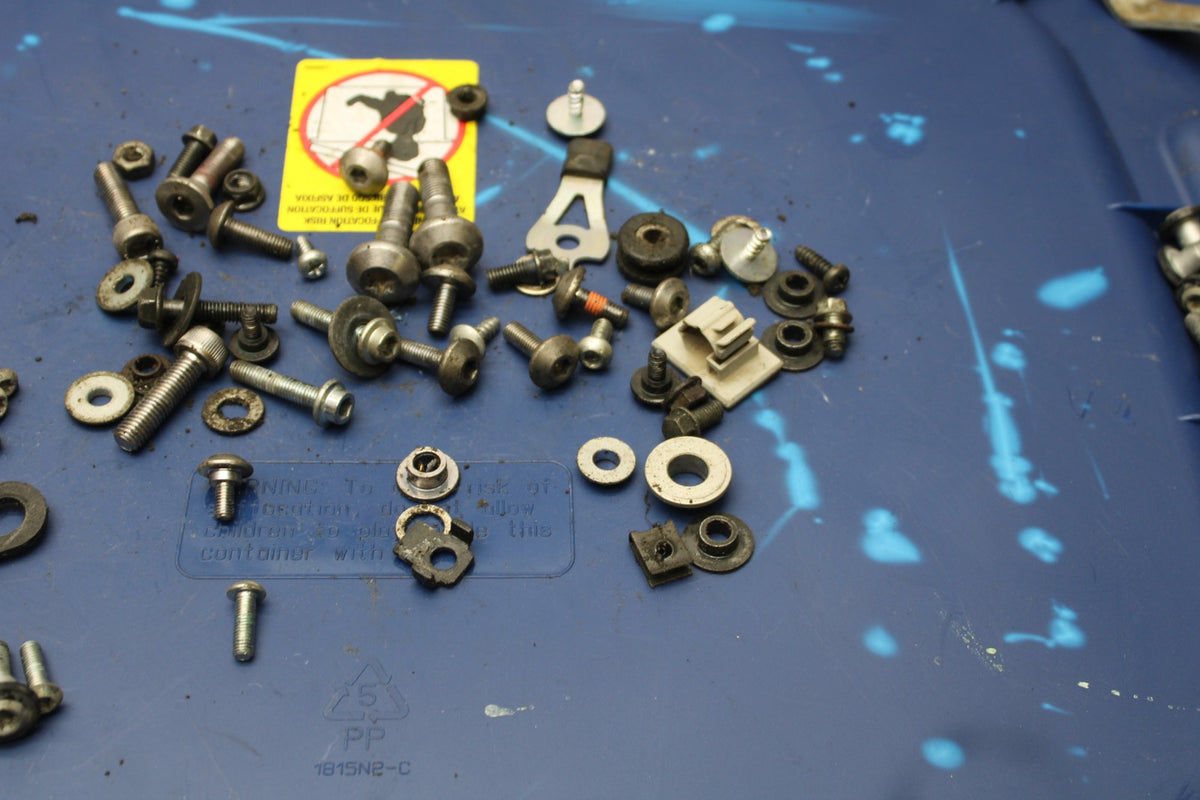 15-17 YAMAHA YZF R1 MOUNTING BOLTS HARDWARE MOTOR SCREWS BB190