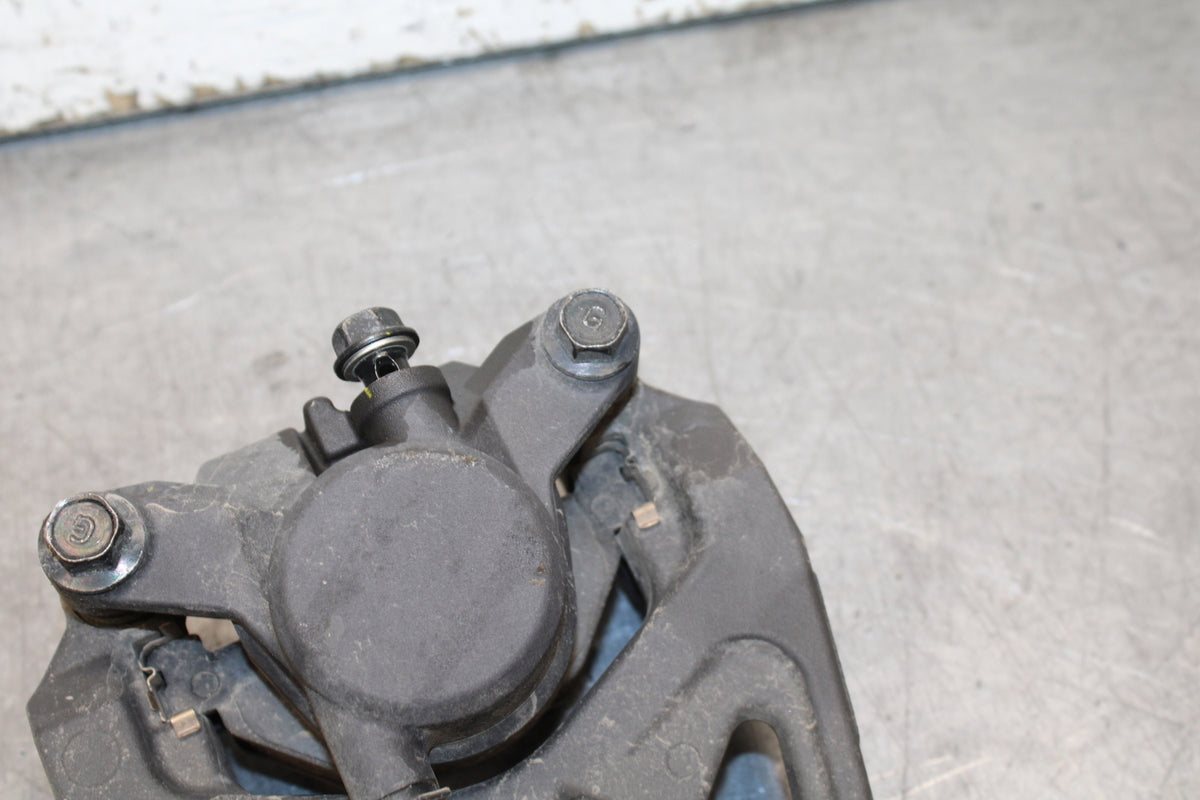 17-24 YAMAHA BOLT XVS950 REAR BACK BRAKE CALIPER W MOUNT BRACKET BB729
