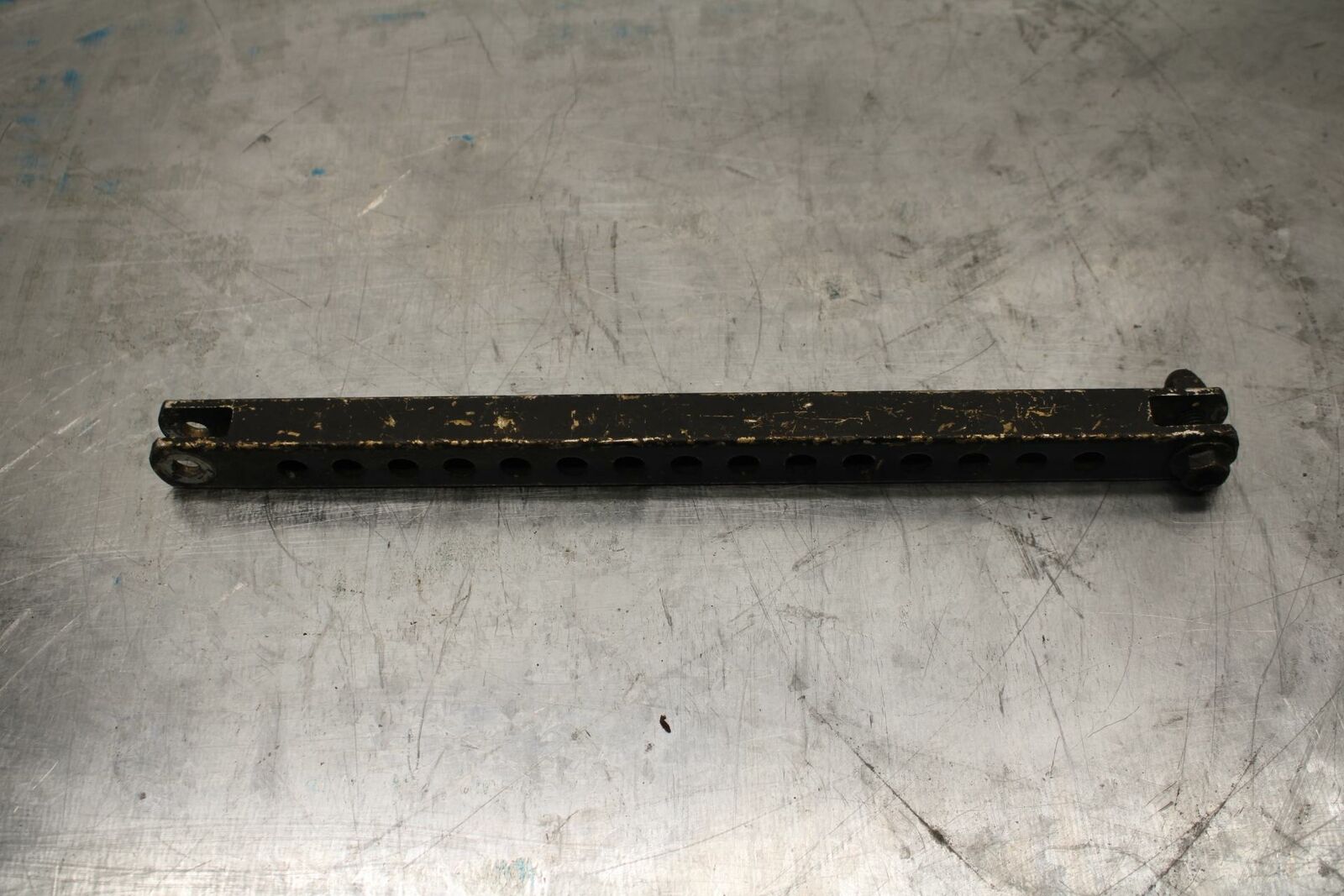85 YAMAHA RZ500 REAR BACK BRAKE TORQUE ROD SHAFT BAR BB27 B