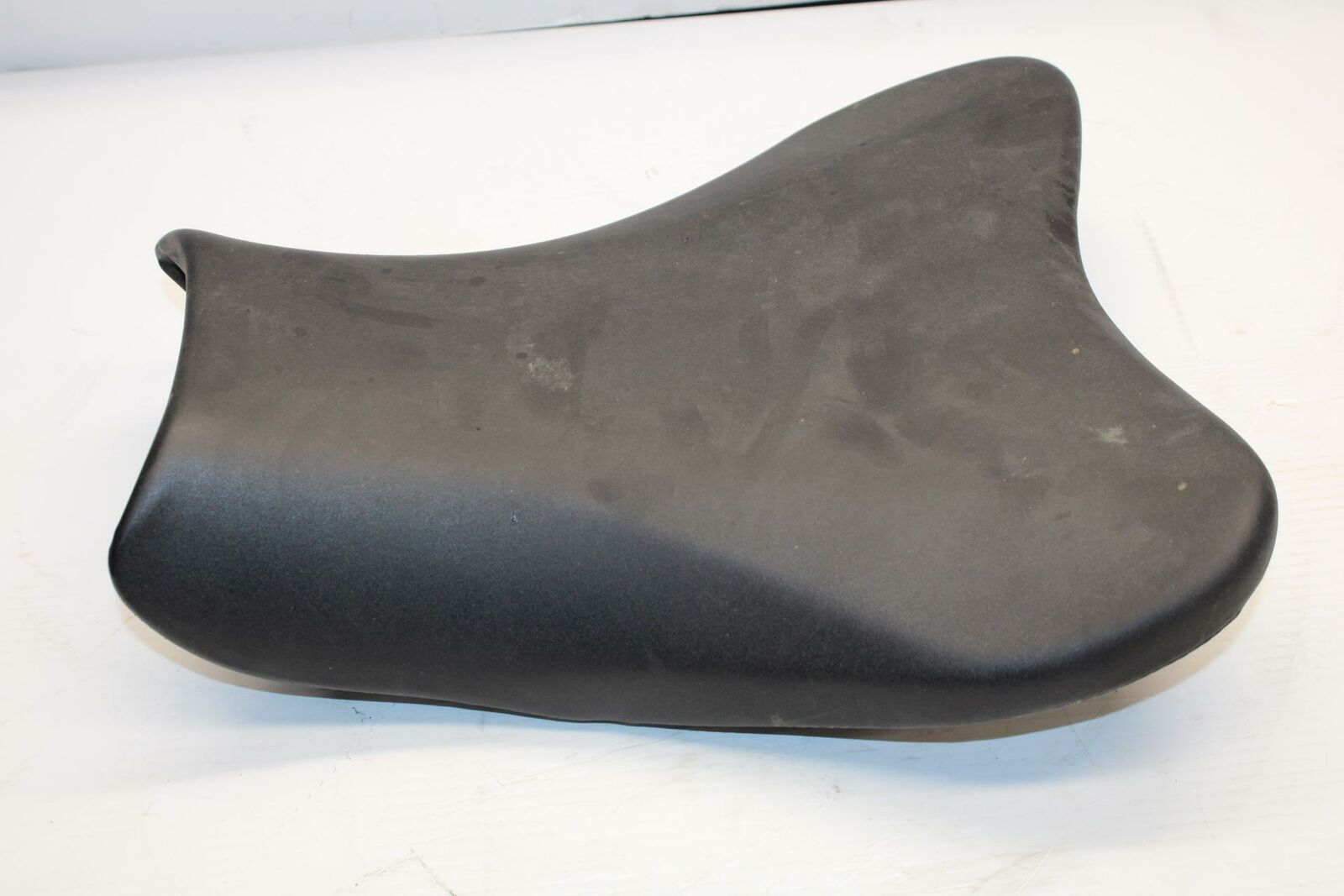08 SUZUKI GSXR1000 FRONT DRIVERS SEAT PAD SADDLE PILLION BB263