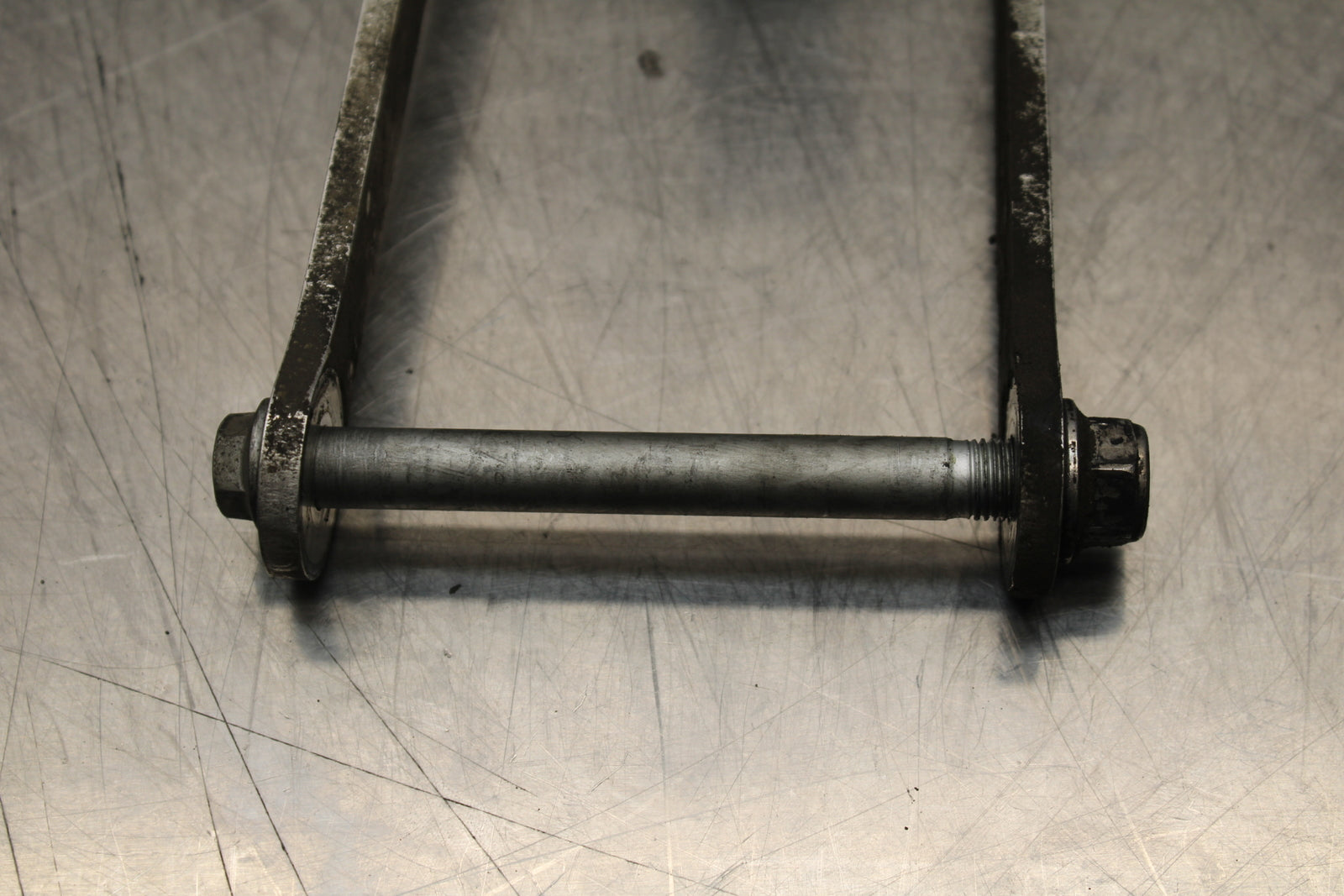 04-05 KAWASAKI NINJA ZX10R REAR DOGBONE SHOCK LINKAGE LINK BB163