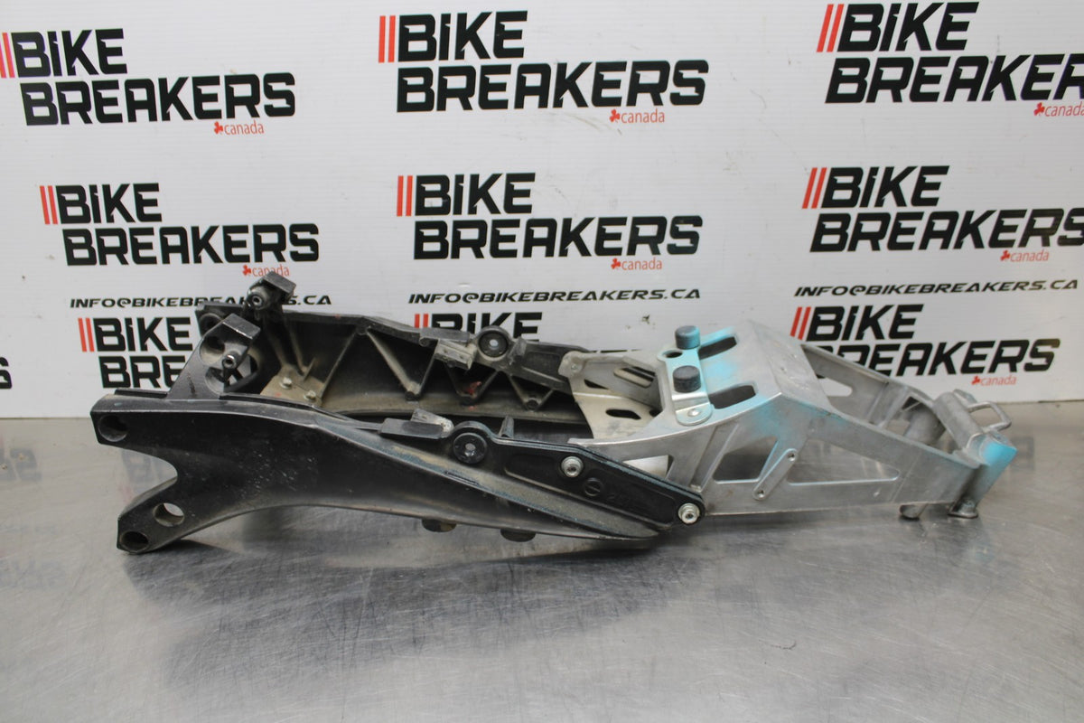 06-07 SUZUKI GSXR600 REAR SUBFRAME BACK SUB FRAME BB836