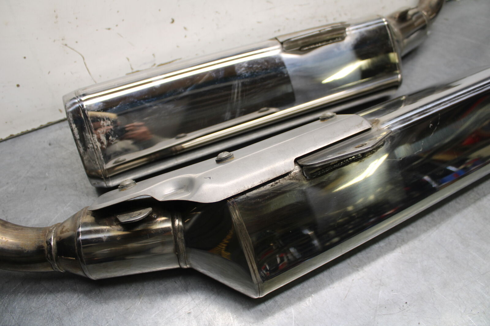 04-12 HONDA ST1300A MUFFLER EXHAUST SILENCER PIPE BB669