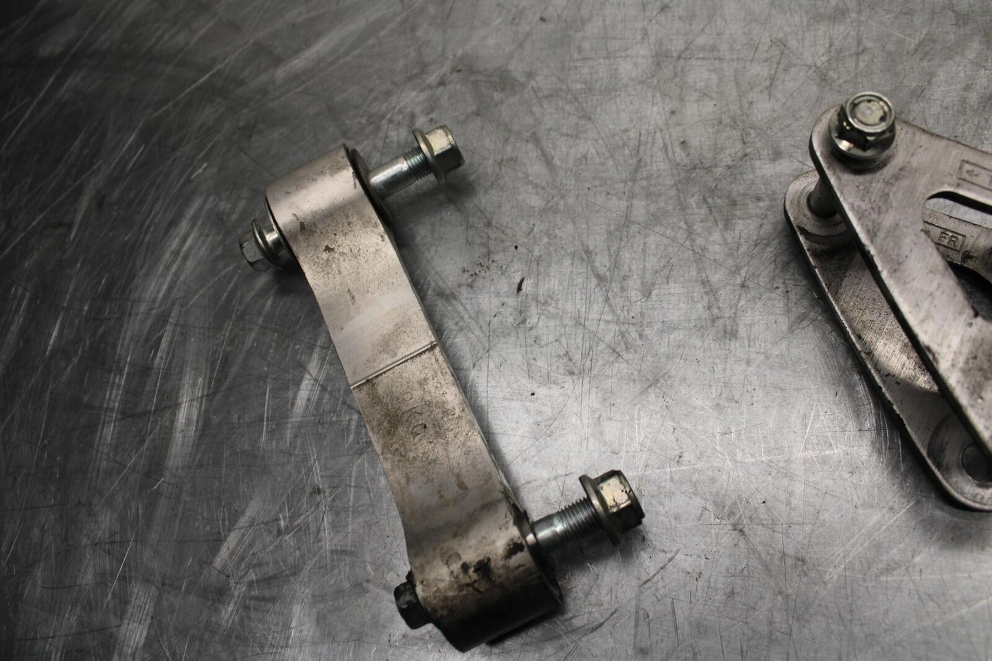 11-21 SUZUKI GSXR750 REAR DOGBONE SHOCK LINKAGE LINK BB492