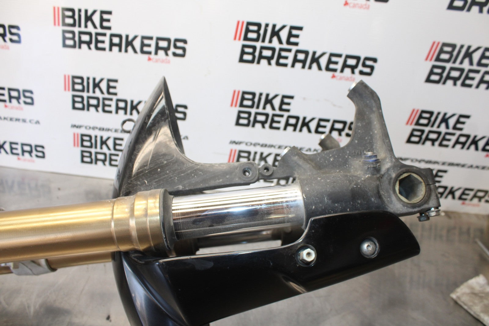 06-07 SUZUKI GSXR 600 FRONT END FORKS SUSPENSION HANDLEBARS TRIPLE TREE BB00