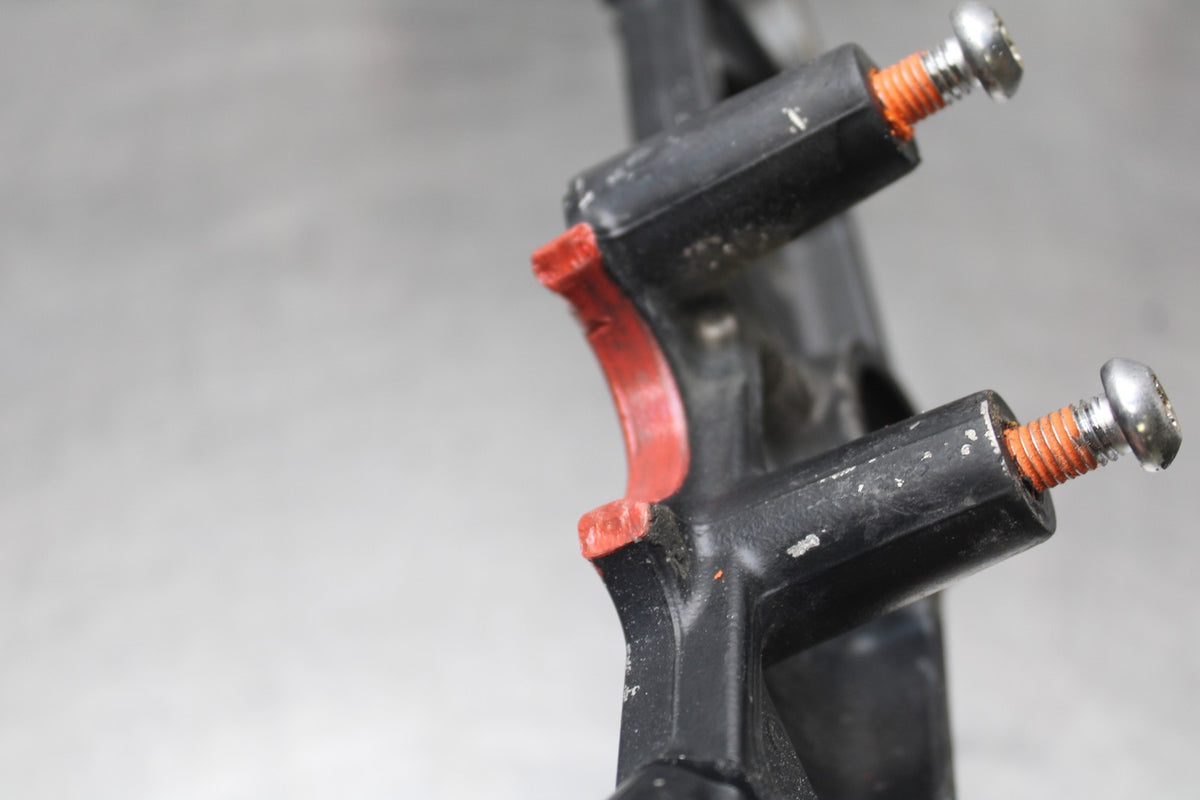 08 SUZUKI SV650 FORKS UPPER TRIPLE TREE CLAMP BB846