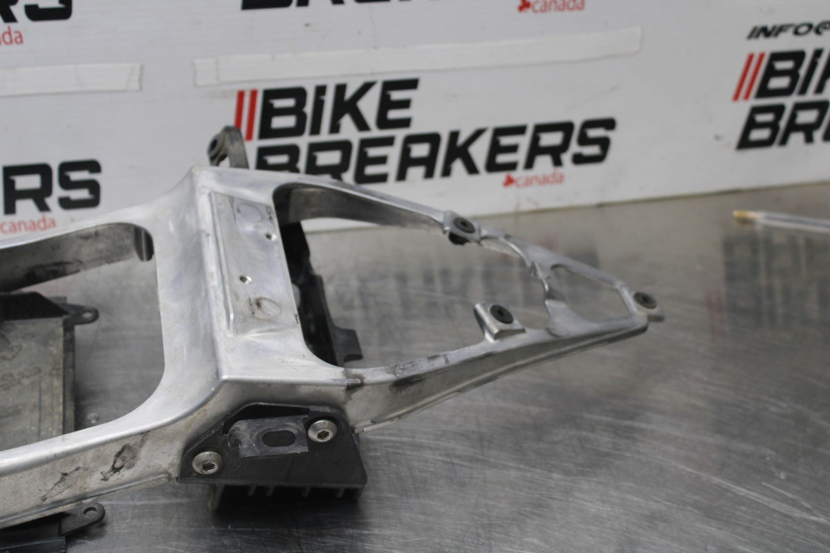 08 KAWASAKI NINJA ZX10R REAR SUBFRAME BACK SUB FRAME BB902