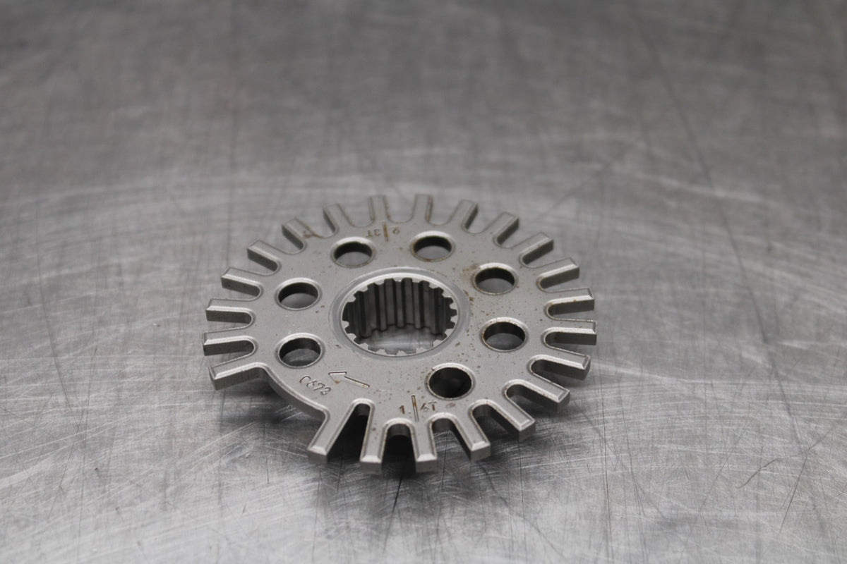 25 KAWASAKI Z900 ENGINE MOTOR TIMING GEAR BB928
