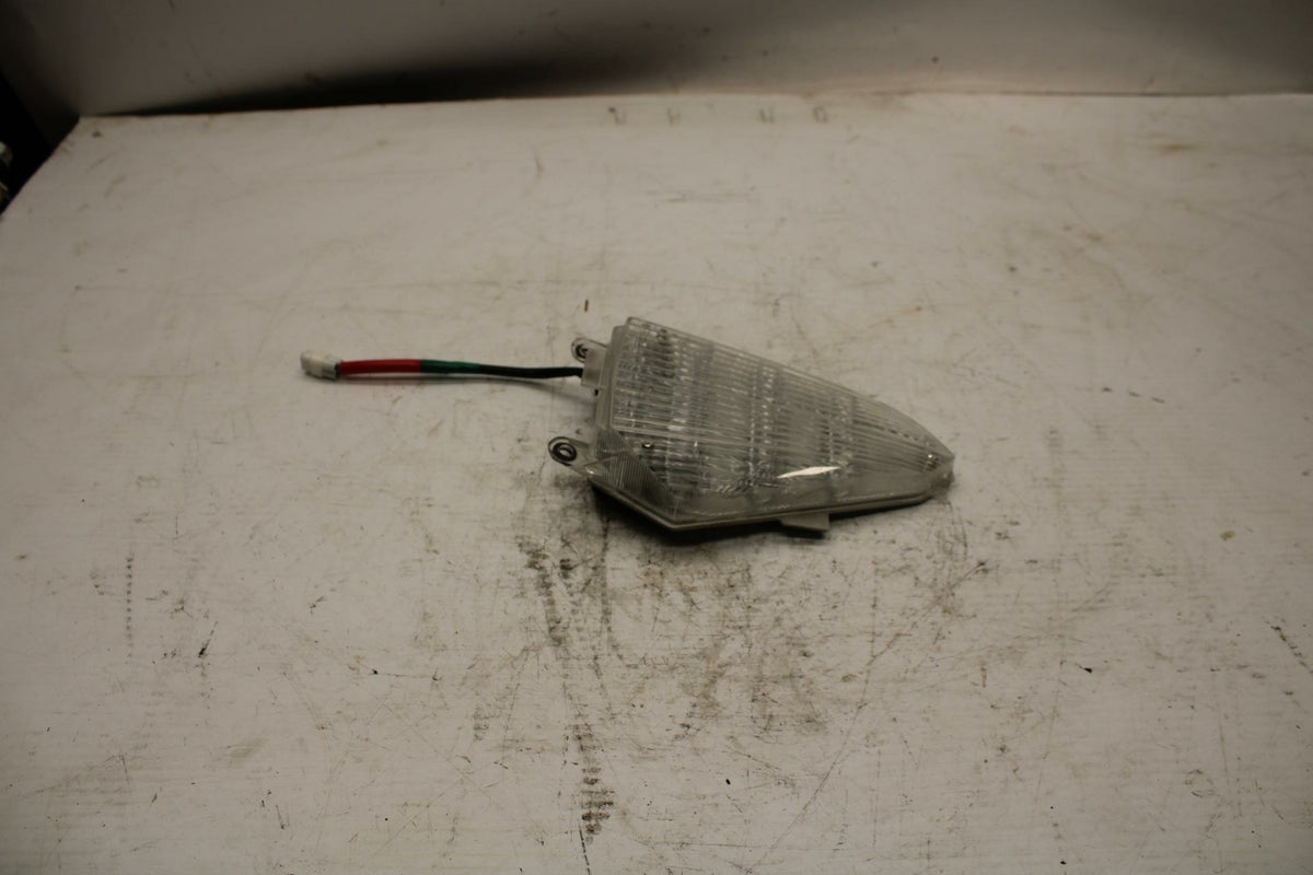 08-17 YAMAHA YZF R6 REAR TAIL TAILLIGHT BACK BRAKE LIGHT BB354