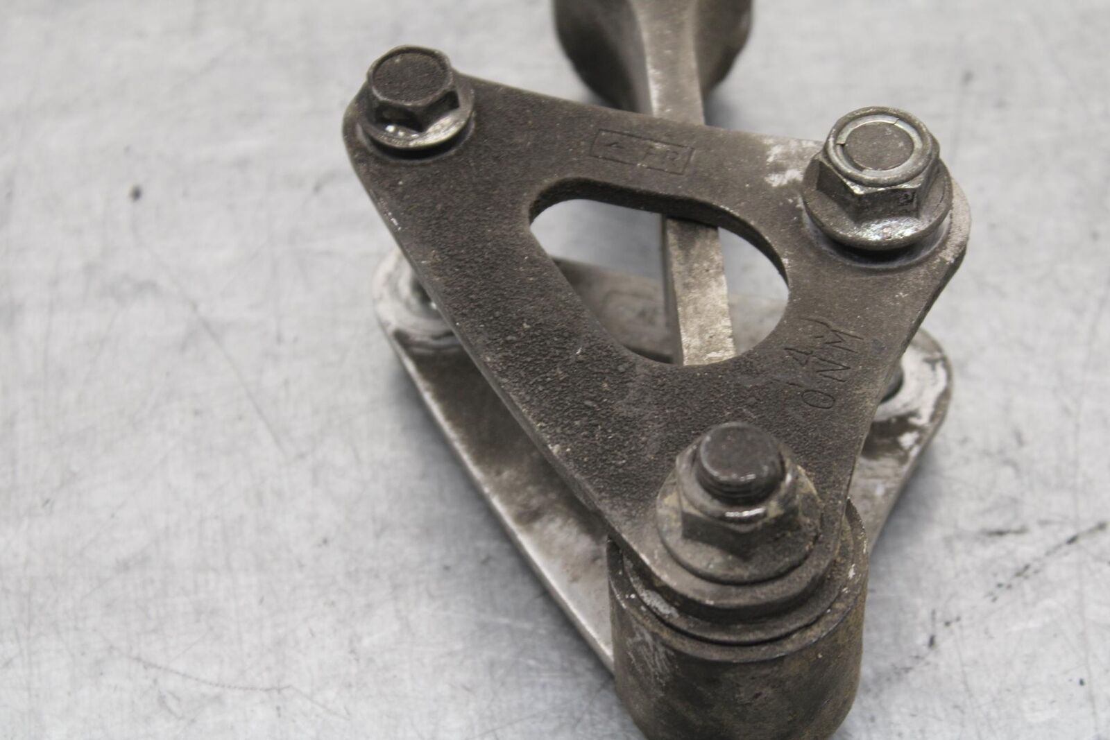 2011 Suzuki GSXR600 REAR DOGBONE SHOCK LINKAGE LINK BB94