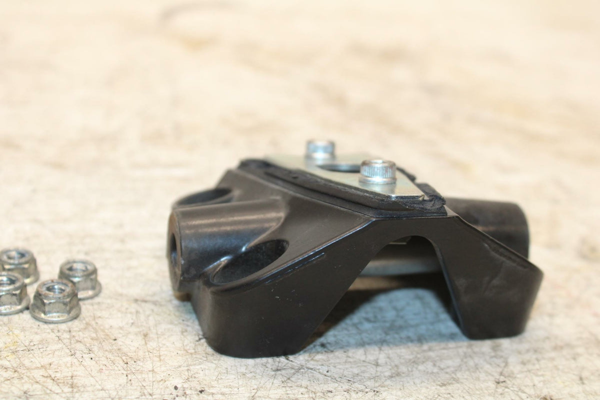 08-10 DUCATI 848 FRONT TAIL MOUNTING BRACKET MOUNT BB369
