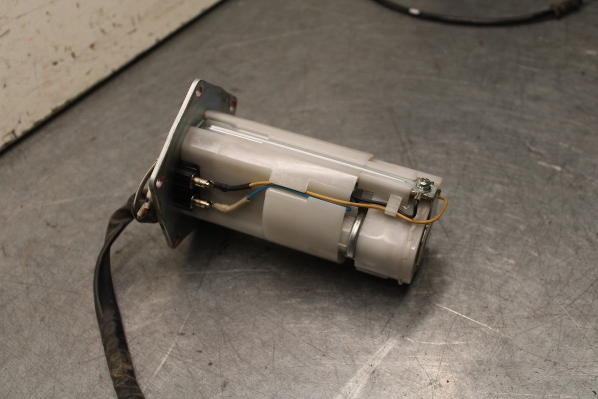 16 KAWASAKI NINJA ZX10R FUEL PUMP GAS PETROL SENDER UNIT 49040-0750 BB650