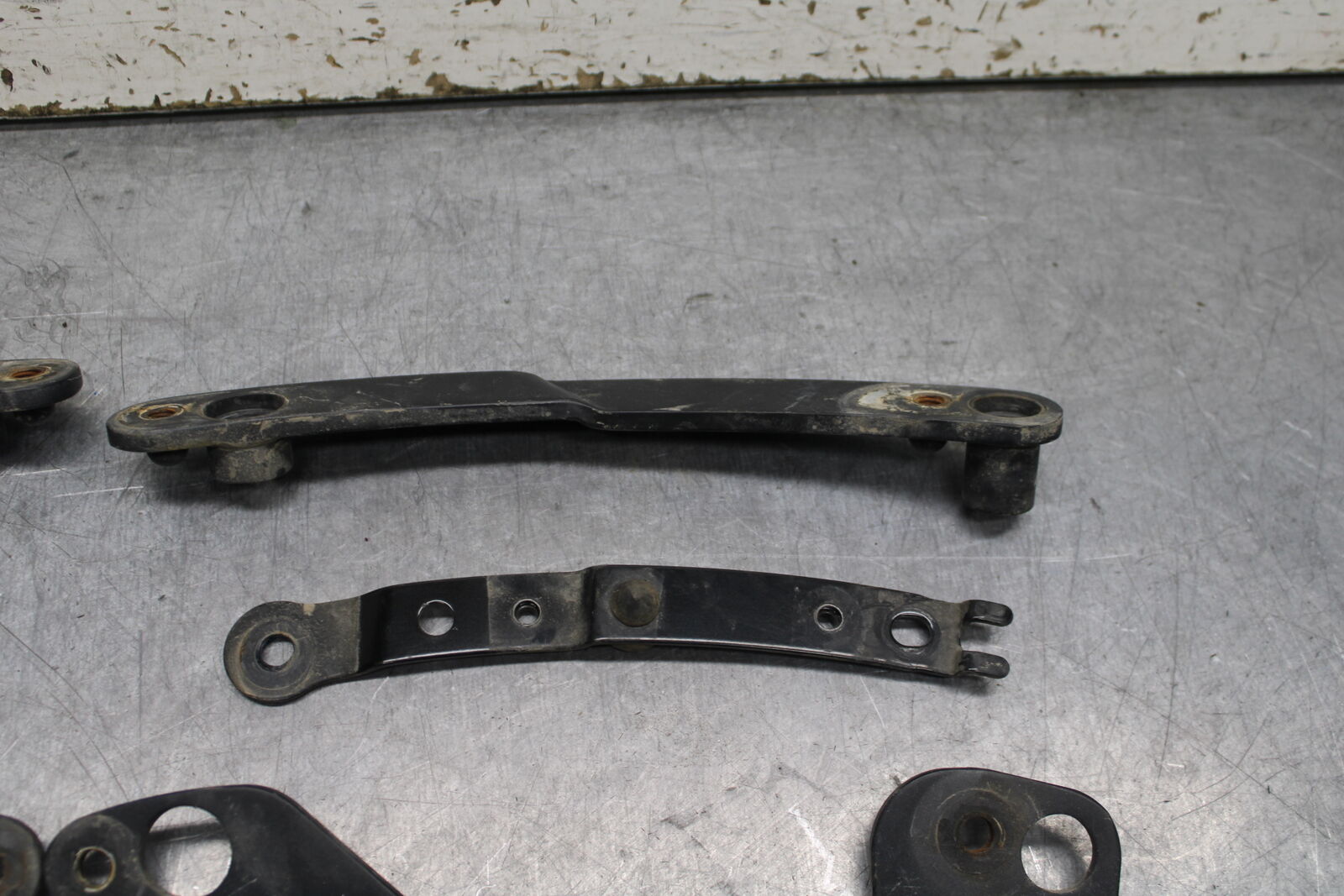 16-17 KAWASAKI VULCAN S 650 EN650 ABS SADDLEBAG MOUNTING BRACKET MOUNT  BB731