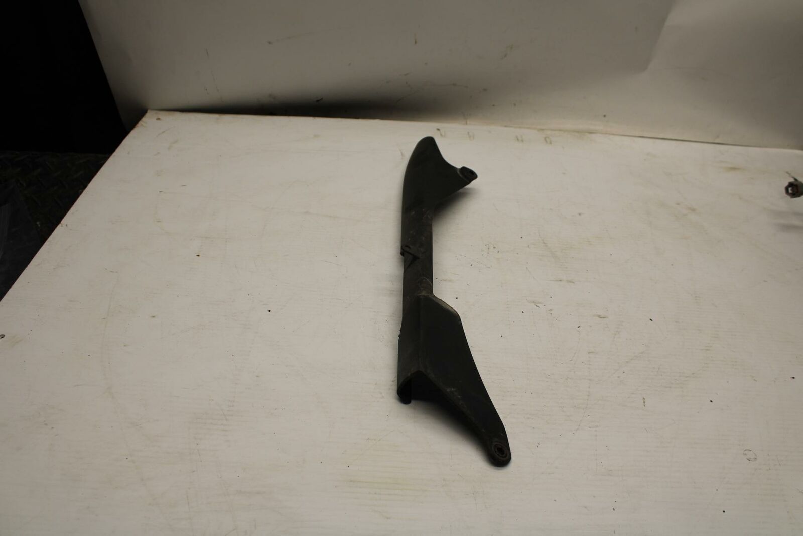 13-18 KAWASAKI NINJA ZX6R REAR BACK DRIVE CHAIN GUARD COVER SHIELD BB353