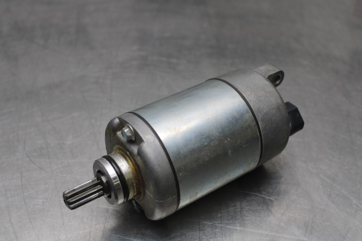 16 YAMAHA XSR900 ENGINE STARTING STARTER MOTOR -DC 12V BB786
