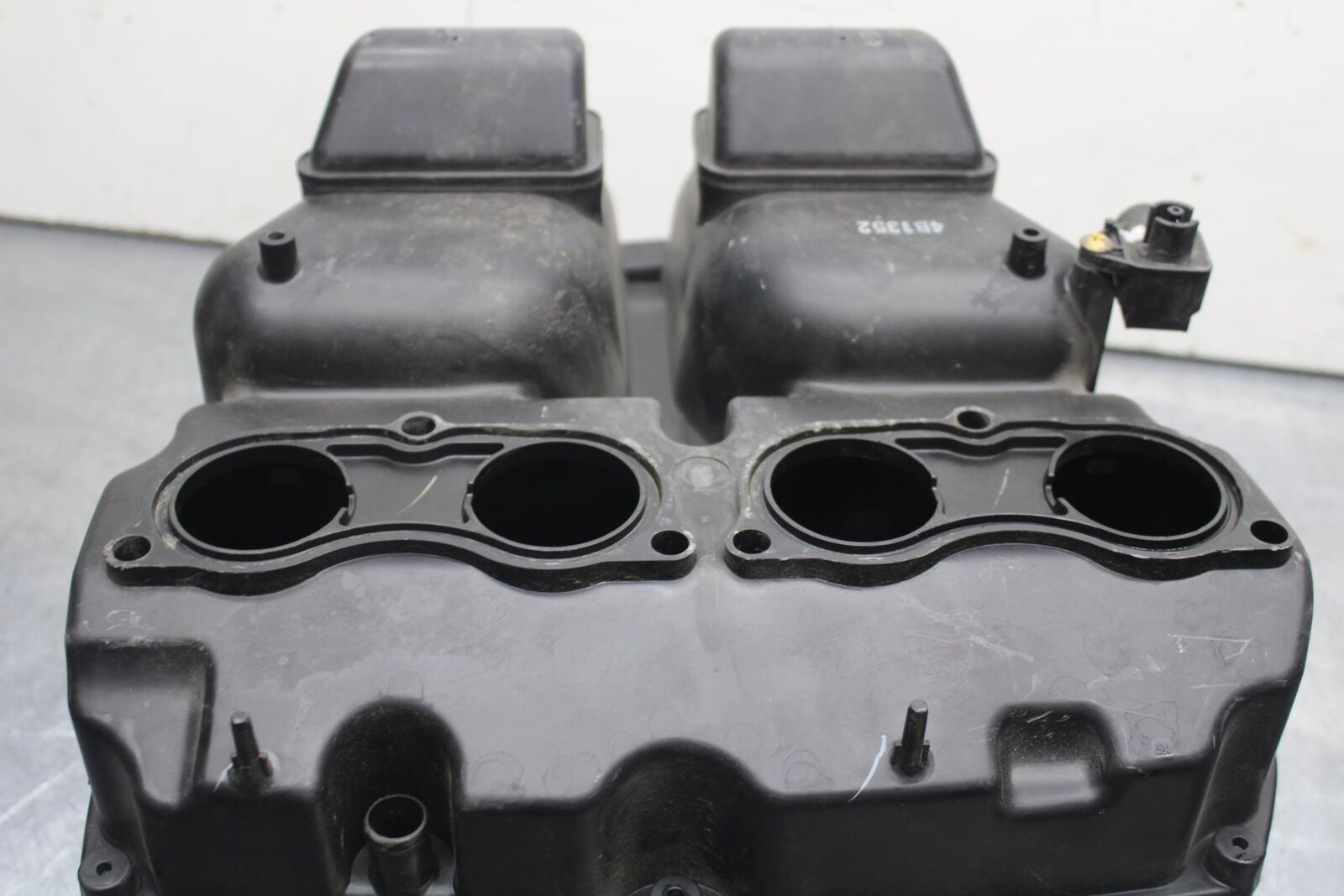 2004 Honda CBR600F4i AIRBOX AIR INTAKE FILTER BOX  BB606