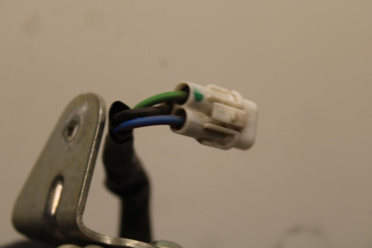 06-07 SUZUKI GSXR 600 REAR TAIL TAILLIGHT BACK BRAKE LIGHT BB104