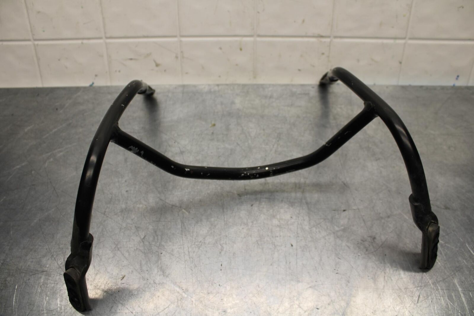 1999 Suzuki GSXR600 UPPER FAIRING MIRROR GAUGES STAY BRACKET BB580