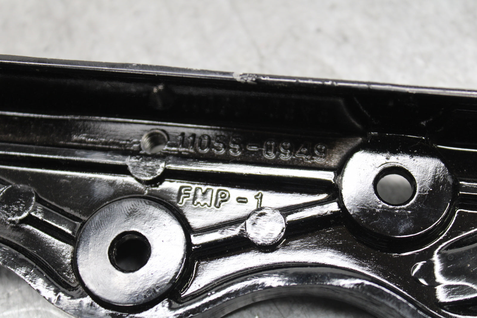 11-12 KAWASAKI NINJA 400 EX400 C UPPER FAIRING MIRROR GAUGES STAY BRACKET BB358