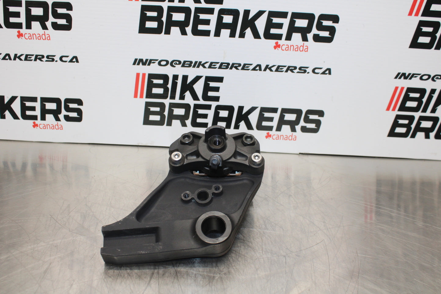 23-24 KAWASAKI NINJA ZX14R NEW!! REAR BACK BRAKE CALIPER W MOUNT BRACKET BB153