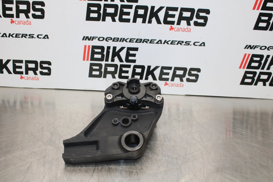23-24 KAWASAKI NINJA ZX14R NEW!! REAR BACK BRAKE CALIPER W MOUNT BRACKET BB153