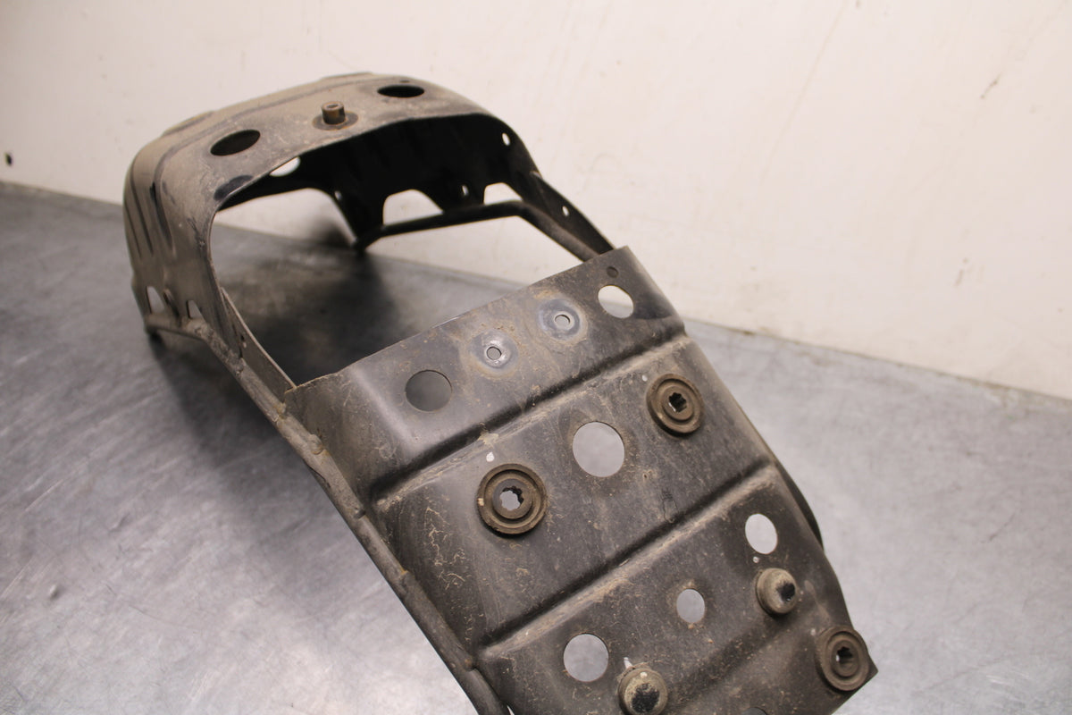 04 SUZUKI INTRUDER 800 REAR BACK FENDER SUPPORT FRAME SUBFRAME BB758