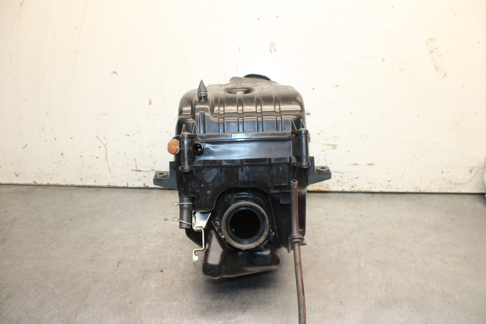 15-16 HONDA CB300F AIRBOX AIR INTAKE FILTER BOX BB740